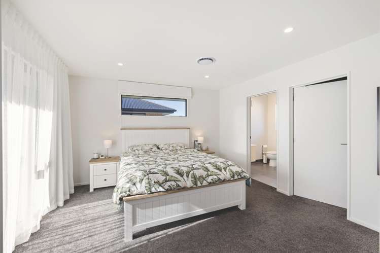 63 Blunden Road Lincoln_9