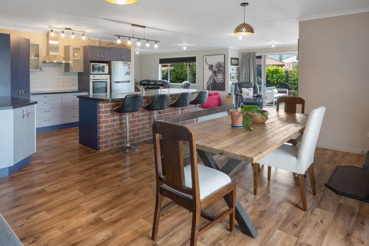 53b Lord Auckland Road Wakefield_10