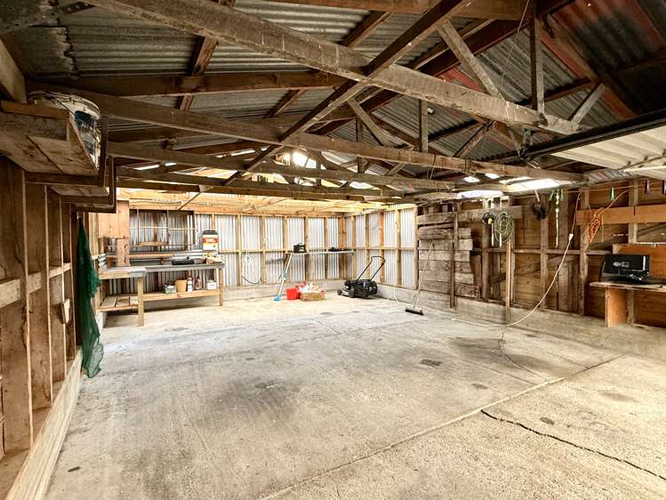 2417 Bluff Highway Greenpoint_29