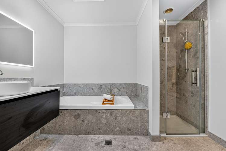 2/15 Kimbolton Street Rototuna_21