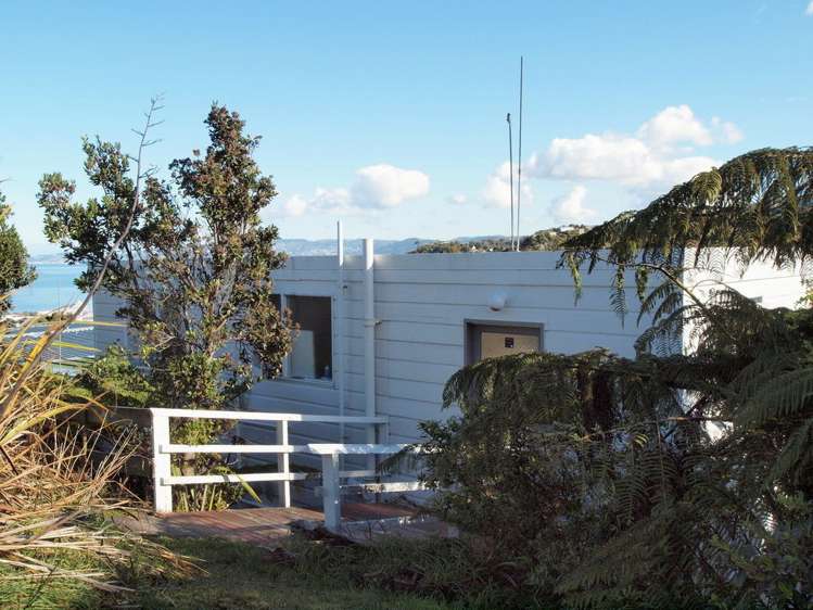 107 Dowse Drive Maungaraki_10