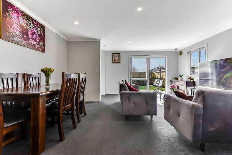 37 Maanihi Drive Rototuna North_11