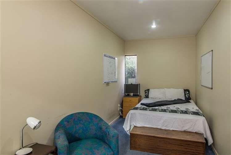 59 Helston Road Paparangi_10