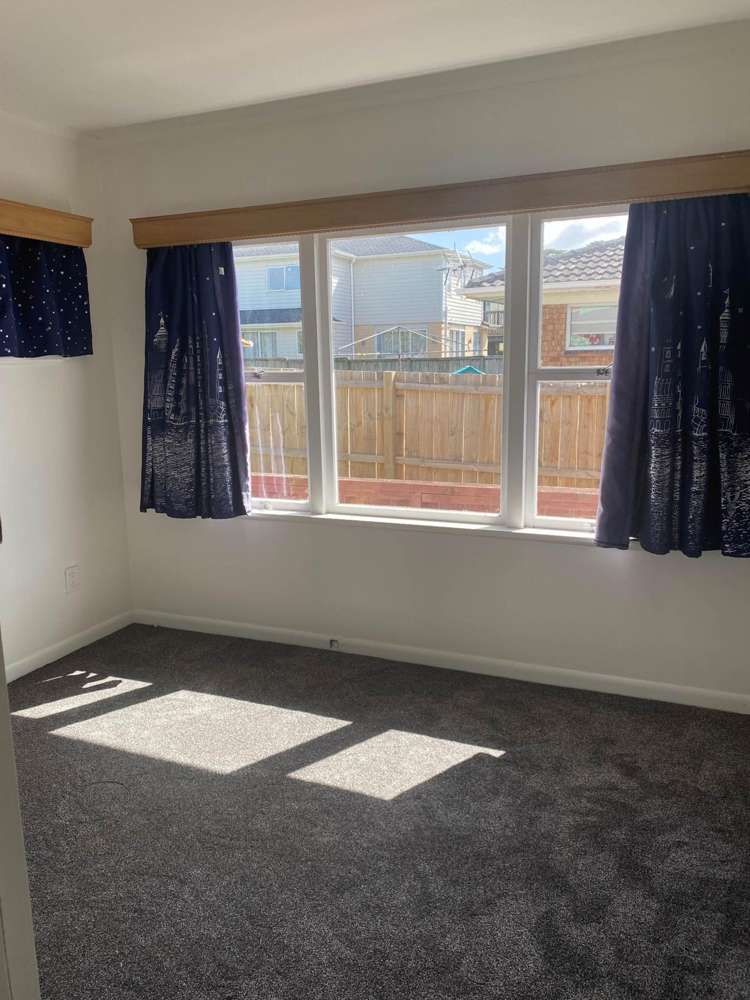 23 Woodford Avenue Henderson_11