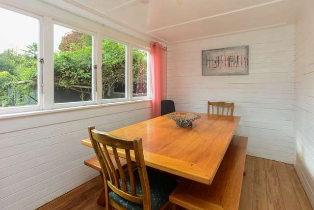 6 Waverley Street Waipawa_2