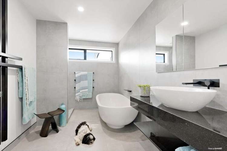 8 Vazey Way Hobsonville_16