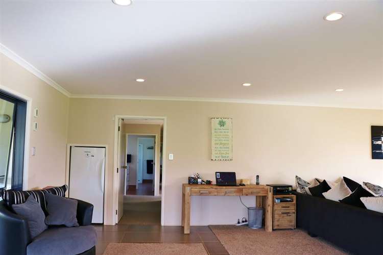 241 Te Mahoe Road Mokau_8