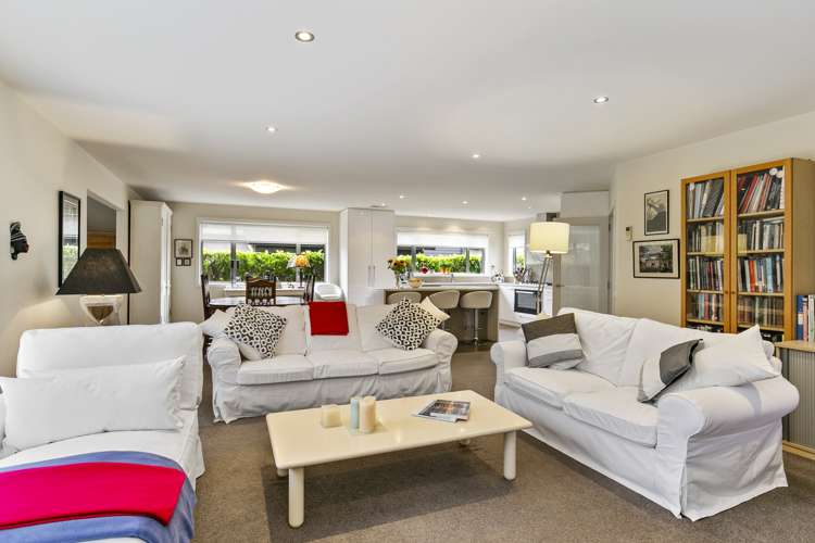 9 Yarnbrook Grove Churton Park_5