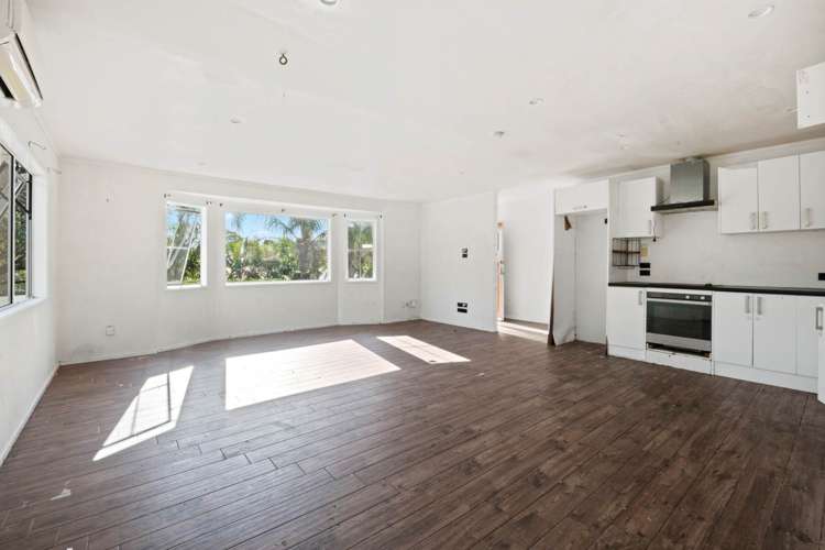 6 Win Grove Hatfields Beach_1