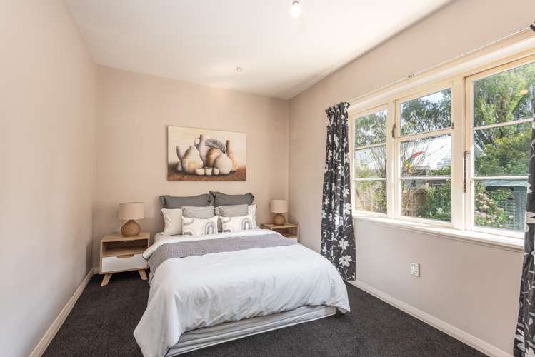 593 Ferry Road Woolston_12