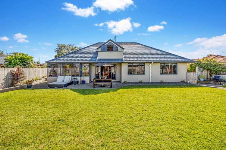 63 Lothian Brae Wattle Downs_9