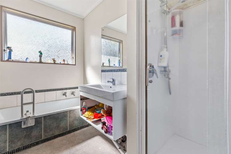 82 Laurence Street North Gate Pa_13