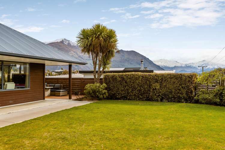 191 Aubrey Road Wanaka_0