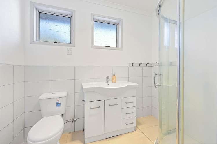 22 Marvon Downs Avenue Pakuranga Heights_13