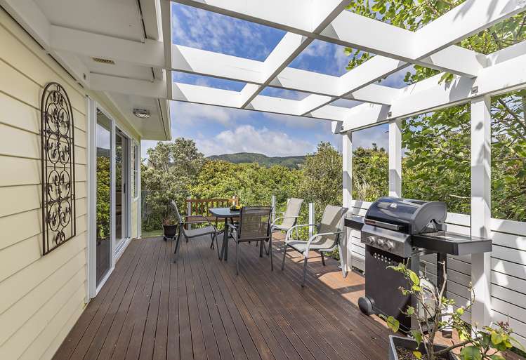 28 Bartlett Grove Tawa_15