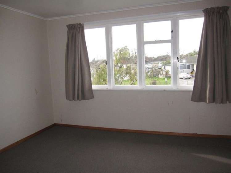 6 Chambers Crescent Waipukurau and Surrounds_8