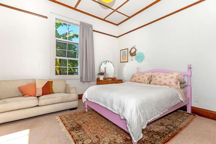 129 Iranui Road Inner Kaiti_9