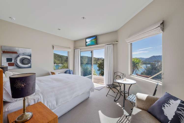 1 Cooks Ridge Waikawa Bay_14