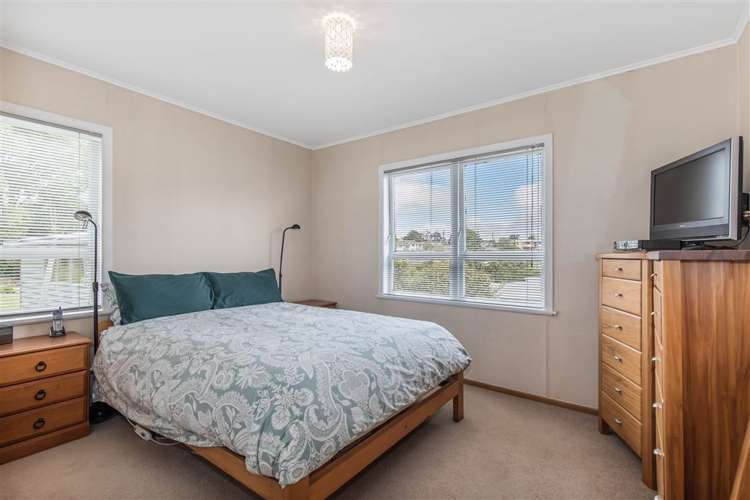 22 Segedin Place Glenfield_13