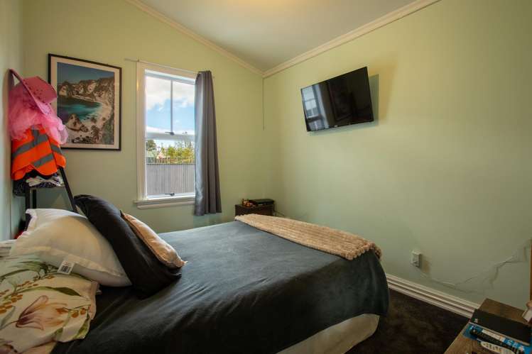 6 King Street Dannevirke_13