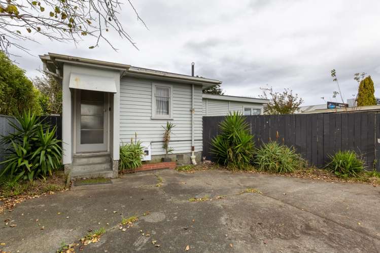 338A Tremaine Avenue Takaro_18