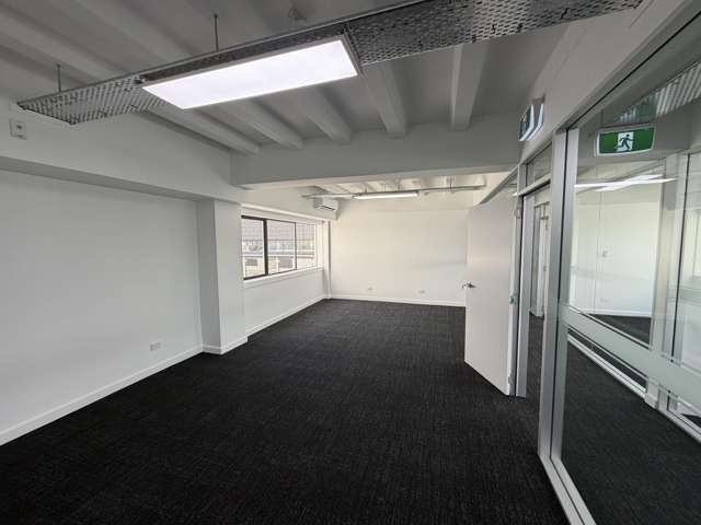 T4/116 Vautier Street (First Floor) Napier South_1
