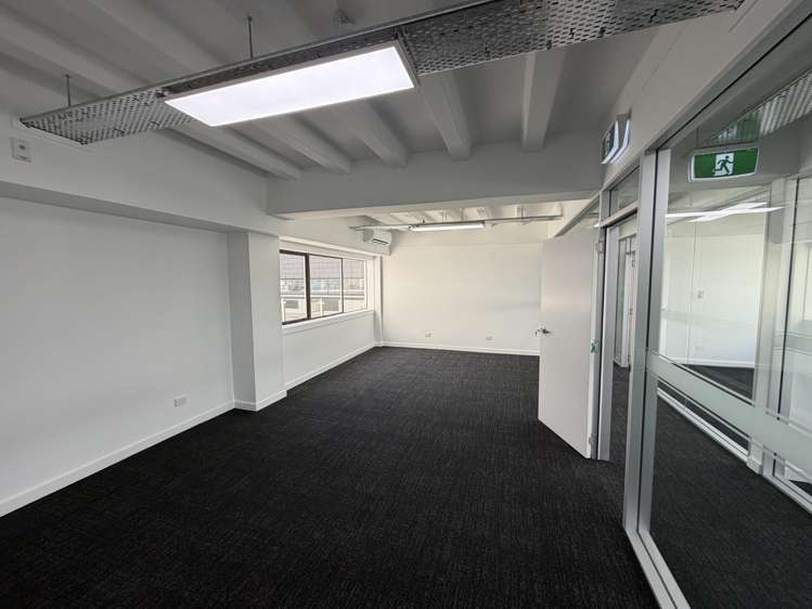 T4/116 Vautier Street (First Floor) Napier South_1