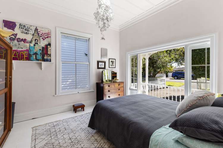 5 Ewen Alison Avenue Devonport_13