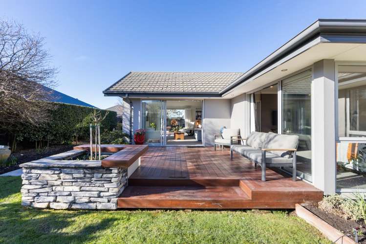 11 Glastonbury Drive Burwood_27