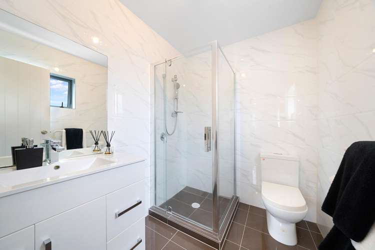 28B Kirrie Avenue Te Atatu South_19