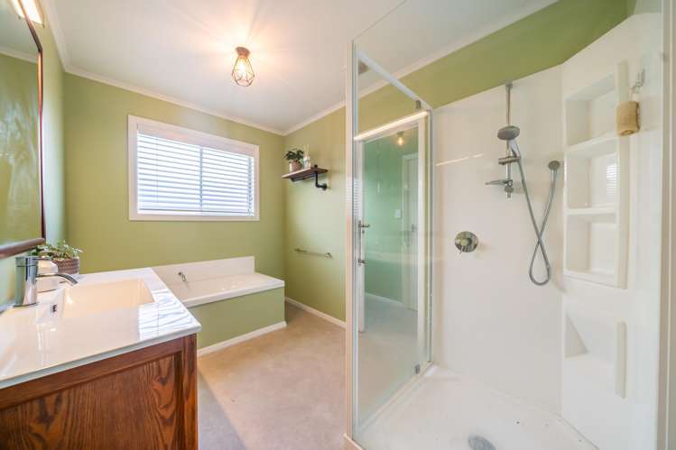 6 Cruickshank Road Clouston Park_14