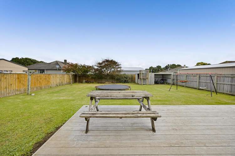 18 Whitcombe Road Opunake_15