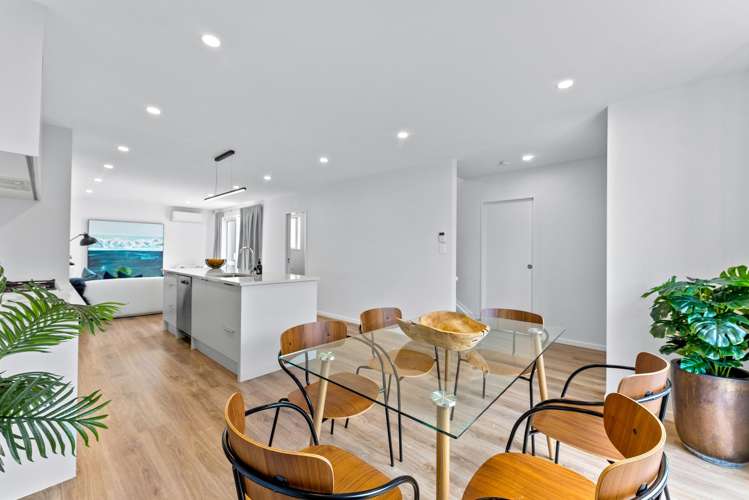 13d Teal Crescent Beach Haven_2