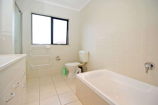 11 Waterbury Place Mangere_4