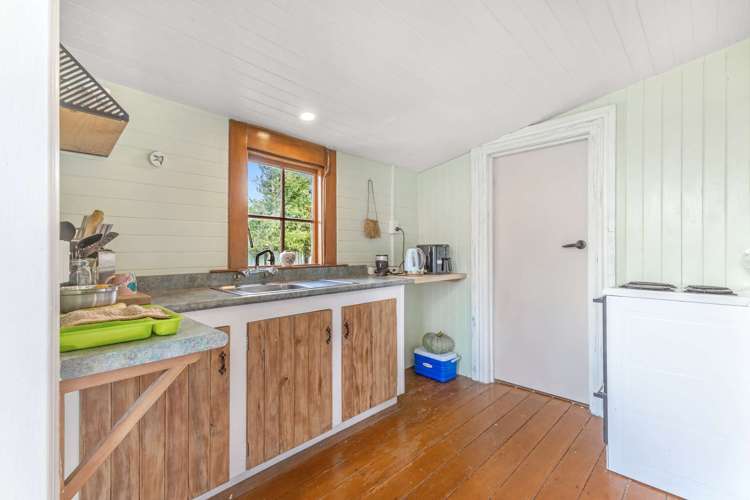 83 Orlando Street Stratford_10