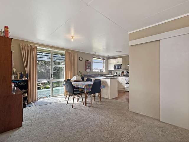 67 Sherwill Street East 10643_3