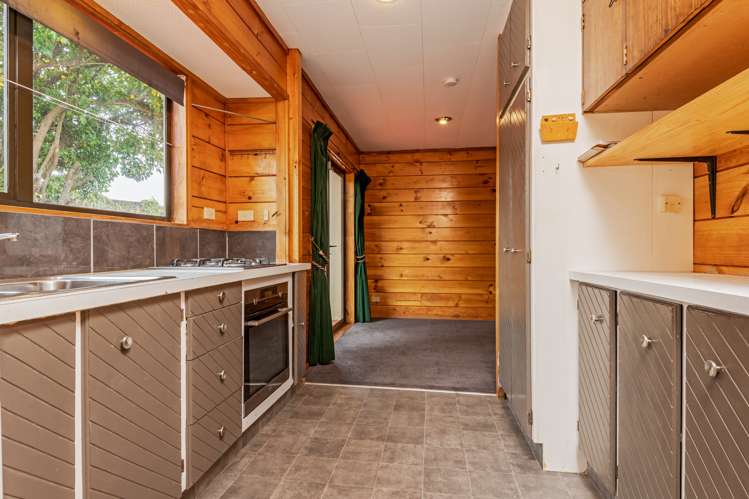 134 John F Kennedy Drive Milson_5