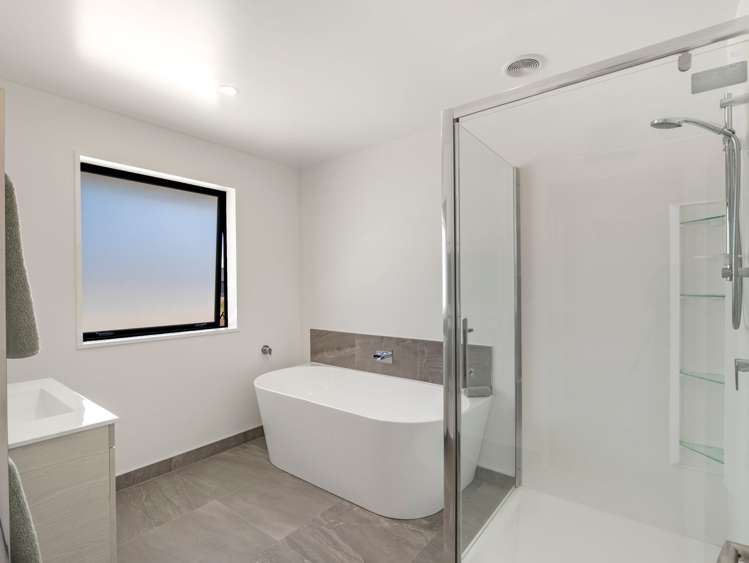 56 Summers Road Darfield_14