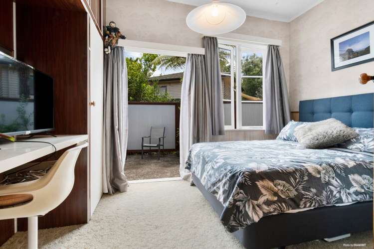 40 Highland Avenue Titirangi_10