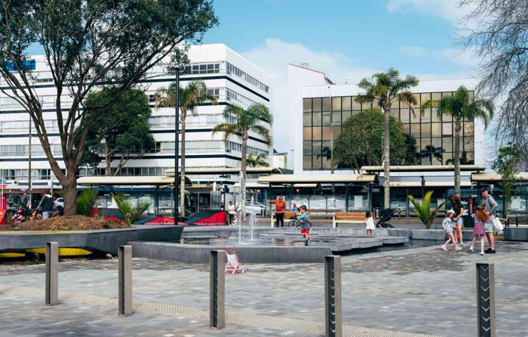 1/9 Corrella Road Belmont_24