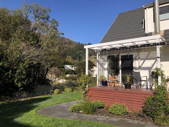 13 Roseberry Way 10818_1