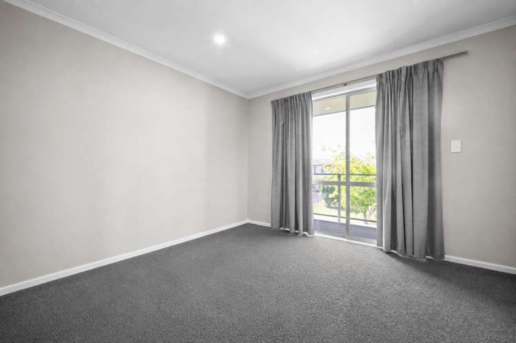 1/120 Mahoe Street 1107_8
