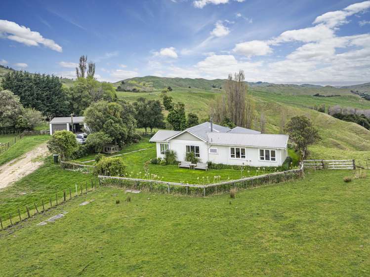 413 Te Manuiri Road Omakere_4