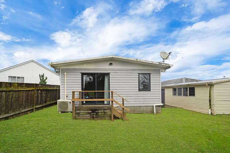 8 Landette Road Manurewa_17