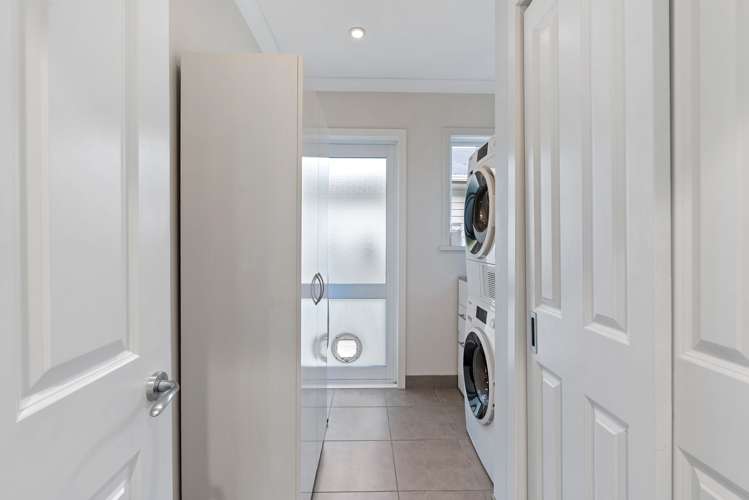 225 Muritai Road Eastbourne_15