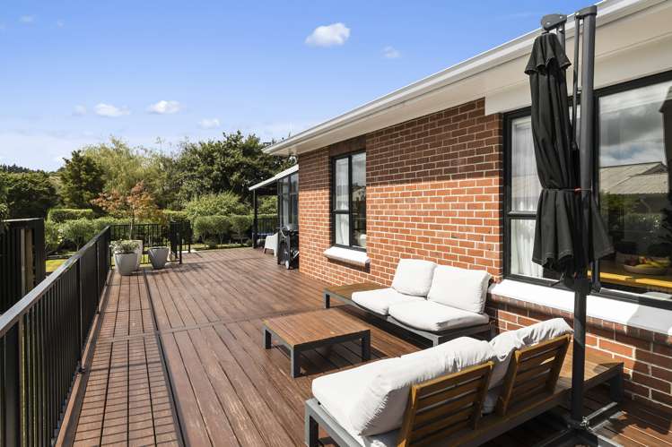 10 Thoreau Street Concord_11