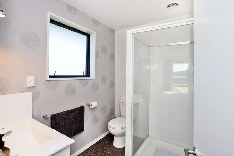 305 Oreti Road Otatara_16