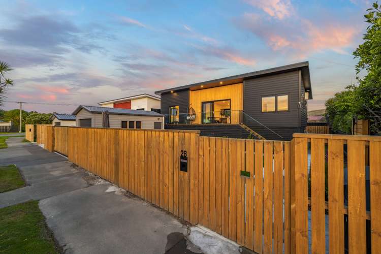 2/2 Mermaid Place Southshore_21