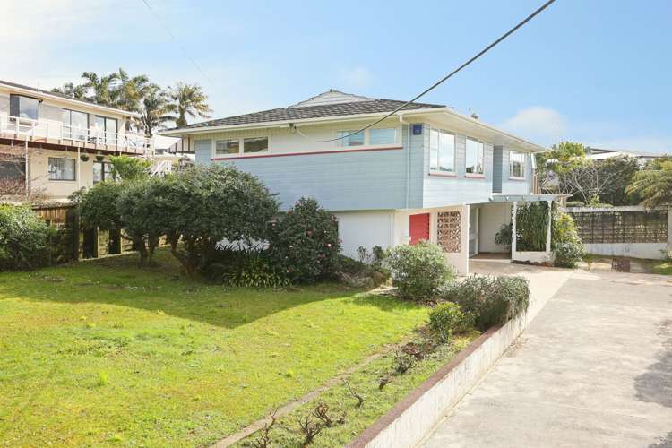 6 Wakeling Avenue Te Atatu South_24