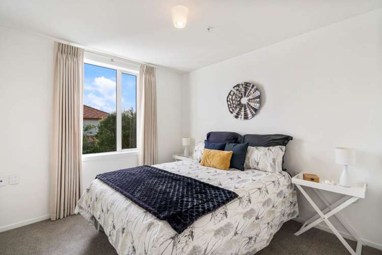 104/21 A Swanson Road Henderson_11